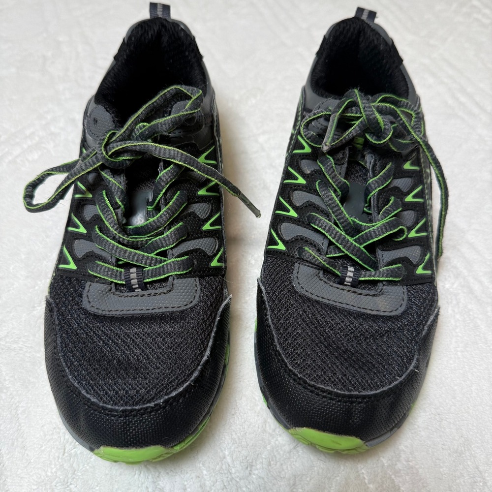 Sporty Trail Fila Kids Sneakers Size 3.5Y Black Lime Green Athletic Shoes